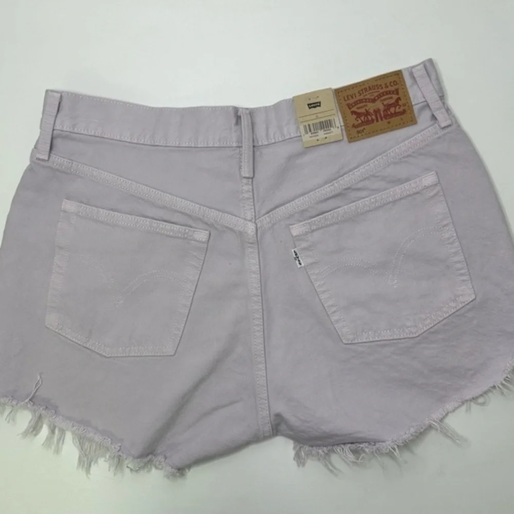Levi's Women’s 501™ NWT‎ Purple Lilac Button Fly cutoff Jean Shorts - Picture 6 of 8